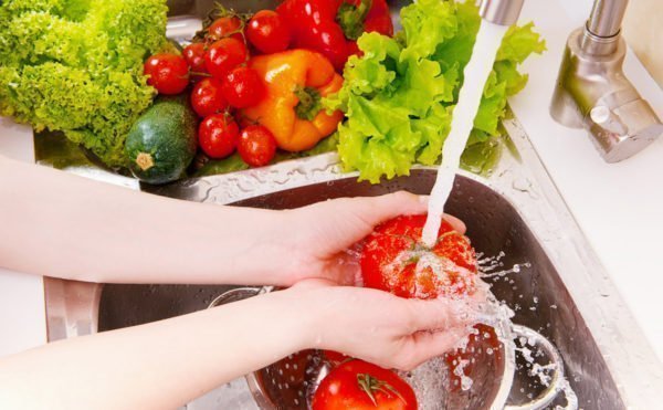 Como lavar frutas e vegetais